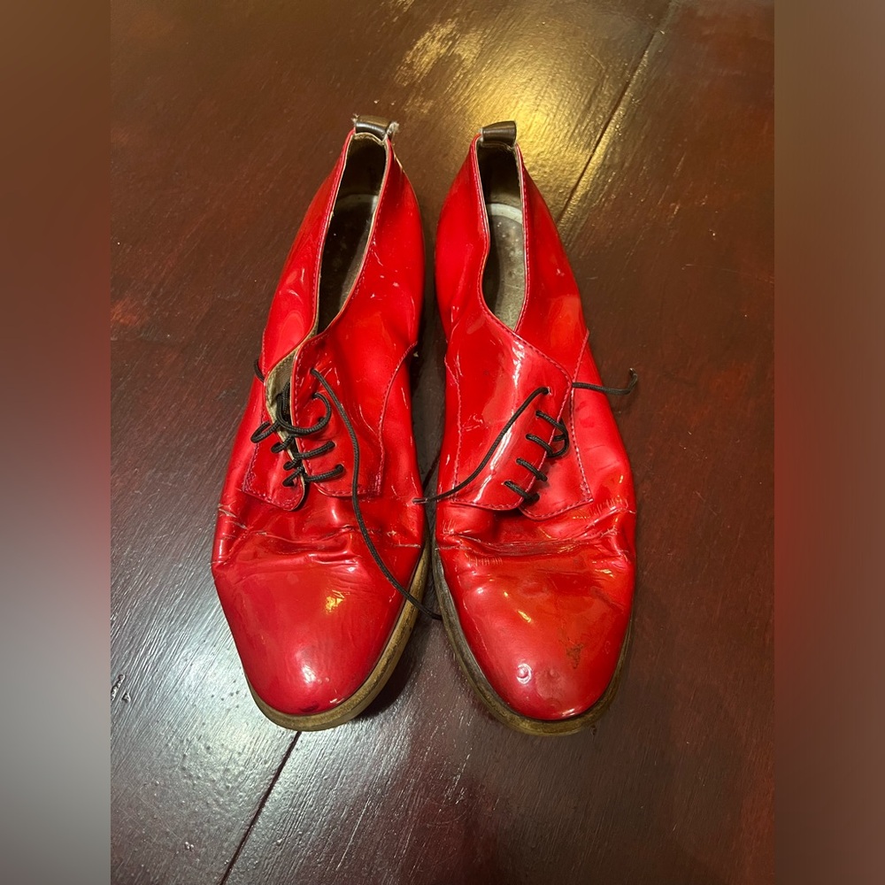Attilio Giusti Leombruni (AGL) Red Patent Leather Oxford Shoes–Women’s Size US 8